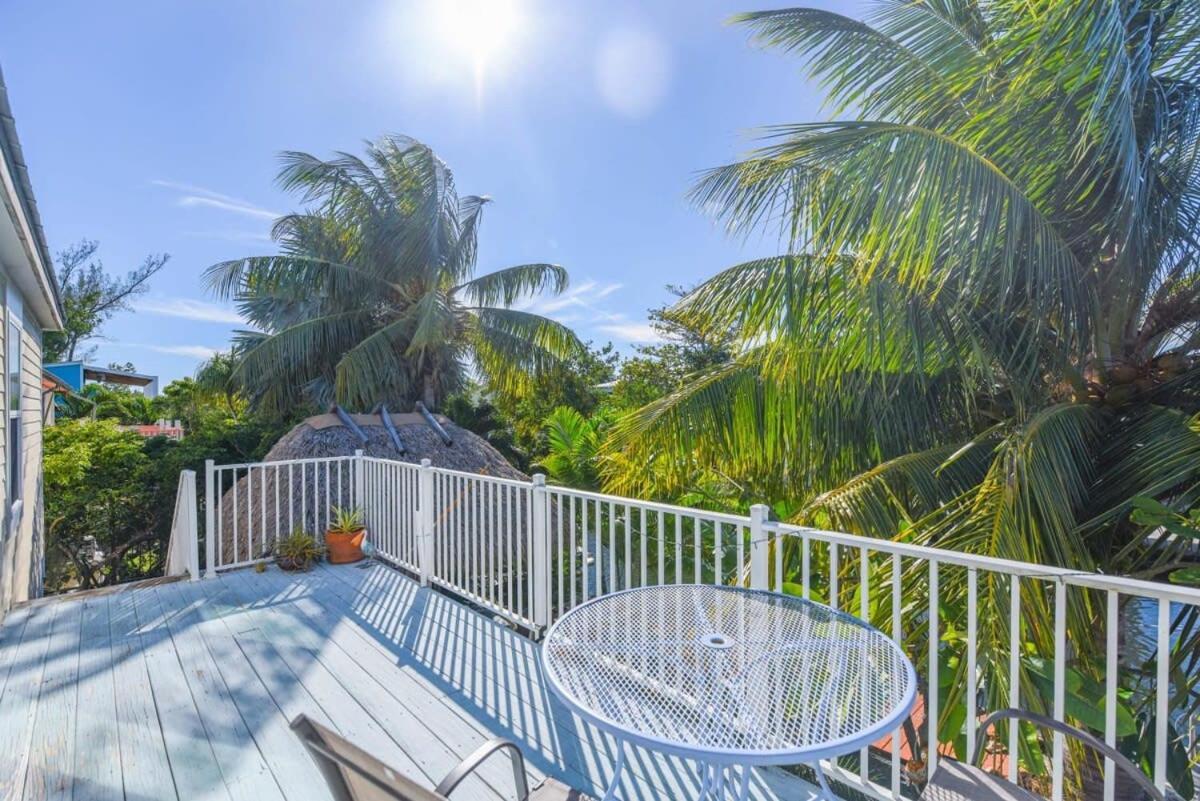 Loggerhead Lagoon - Modern Waterfront Home Pirates Cove Bagian luar foto