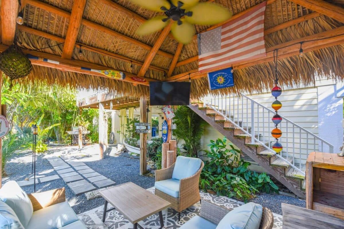 Loggerhead Lagoon - Modern Waterfront Home Pirates Cove Bagian luar foto